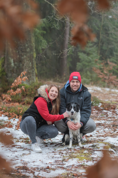 focení portréty s pejskem les v zimě